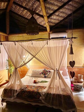 Deluxe Room | Minibar, desk, iron/ironing board, free WiFi - Casa das Rendas Exclusive Bungalows (Amontada)