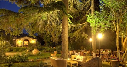 VILLA CORTONESE - Fifteen Bedroom Resort, Sleeps 34