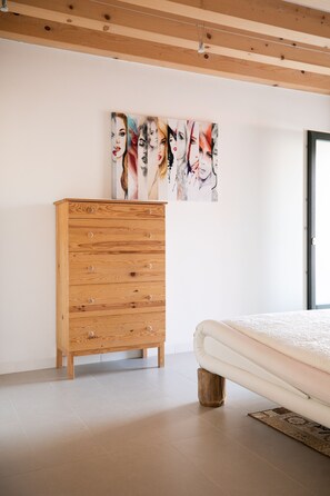 1 chambre, coffres-forts dans les chambres, fer et planche Ă repasser