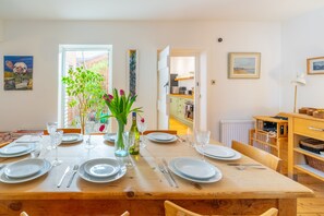 Dining - Sybil Cottage (4), Holme-next-the-Sea, Norfolk (Holme-next-the-Sea)