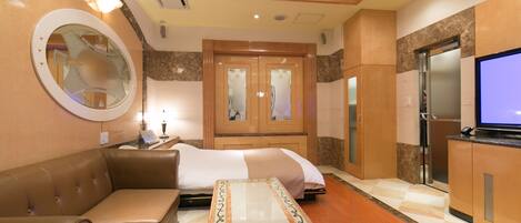 Dundyner, minibar, safe på rommet og individuelt dekorert