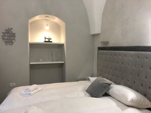 Chambres insonorisées, fer et planche à repasser, lits bébé (gratuits)