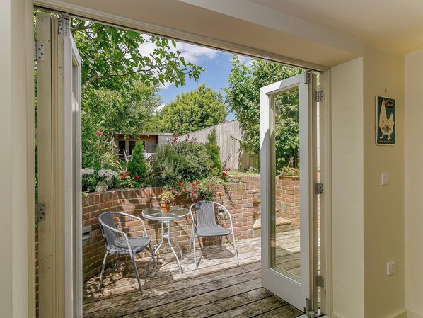 Interior - 1 bedroom accommodation in Fulking, near Brighton (Fulking, near Brighton)