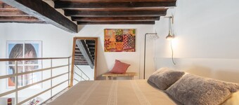 Cozy and modern studio apartment by Mmega