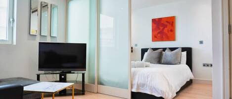 1 Schlafzimmer, Schreibtisch, Bügeleisen/Bügelbrett, kostenloses WLAN