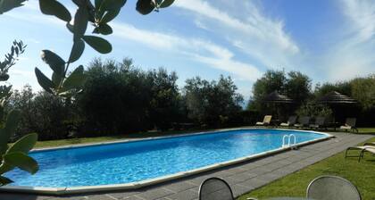 Situated inside olive oil farm, Altabina enjoys a panoramic position over the valley and the large h