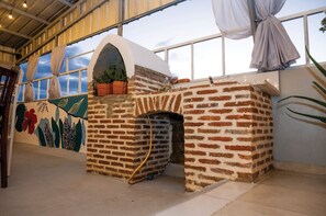 BBQ/picnic Area - Hotel Quinto Nivel RD (Salcedo)
