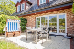 Outdoor dining - House Twesk Merre Munkmarsch (Munkmarsch)