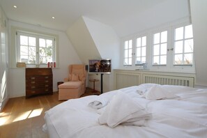 3 Schlafzimmer, kostenloses WLAN, Bettwäsche