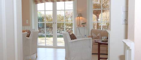 Music library, stereo