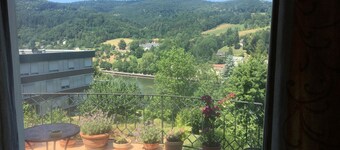 Top 3 Zi. Apartment in villa area near the castle and old town, 110 sqm