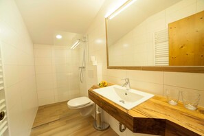 Haartrockner, Handtücher