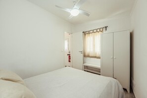 2 bedrooms, iron/ironing board