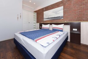 2 Schlafzimmer, Reisekinderbett, WLAN