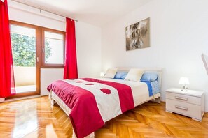 2 Schlafzimmer, Internetzugang