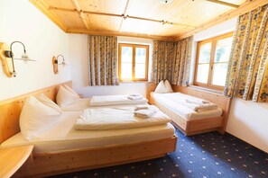 3 makuuhuonetta, Wi-Fi, vuodevaatteet