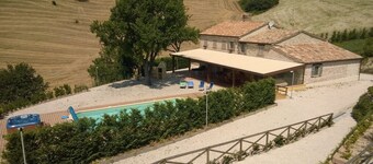 Villa Piscina Privada e Jacuzzi Numa Posição Panorâmica