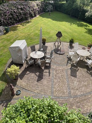 Outdoor dining - Apartment Strandgut in Gut Strackholt (Strackholt)