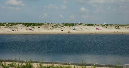 Child-friendly, cozy vacation home, by the sea, park, wifi free,