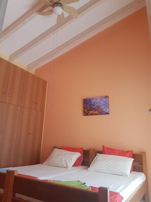 2 عدّة غرف نوم