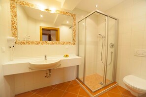 Haartrockner, Handtücher