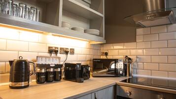 Luxury Apartment, 1 Bedroom | Private kitchen | Full-sized fridge, microwave, oven, stovetop