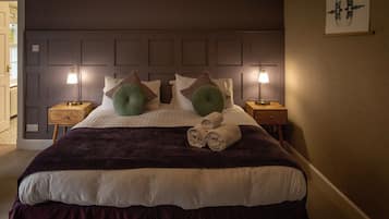 Egyptian cotton sheets, premium bedding, individually decorated
