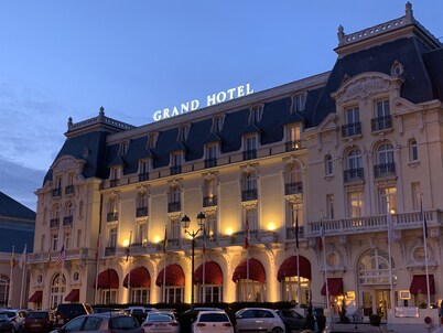 Ground floor near the beach