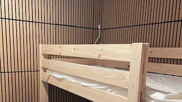 1 Schlafzimmer, BĂŒgeleisen/BĂŒgelbrett, Reisekinderbett, kostenloses WLAN