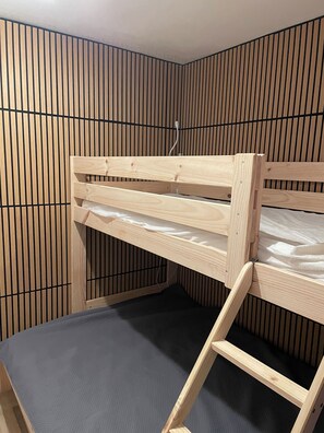 1 bedroom, iron/ironing board, travel cot, free WiFi - Ground floor near the beach (Cabourg)