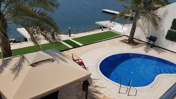 Outdoor pool - Luxury villa with private pier (Durrat Al Bahrain)