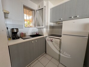 Refrigerador, microondas, horno y lavavajillas