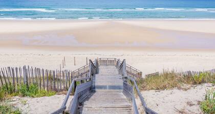 Schöne 6-Personen-Wohnung befindet sich 2 Schritte vom Meer entfernt - Terrasse -Parken