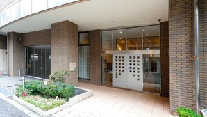 Billede uden beskrivelse, 3 af 33, knap