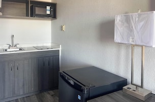 Habitación, 1 cama de matrimonio, no fumadores | Cocina privada