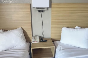 WiFi (free), bed sheets