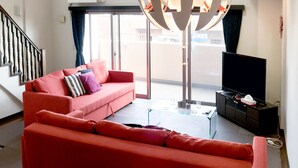 Apartment (803) | Wohnbereich