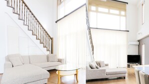 Apartment (805) | Living area