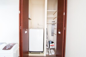 룸 (Apartment) | 세탁 시설/서비스