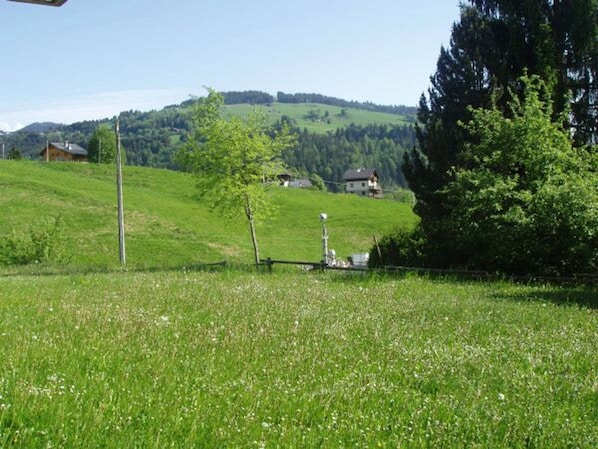 Property grounds - Apartment at the foot of the slopes, near shops (Notre-Dame-de-Bellecombe)