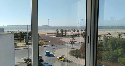 Seaview beach apartment 2 bedrooms