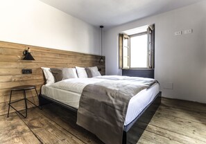 コンフォート ダブルまたはツインルーム | WiFi (無料)、ベッドシーツ