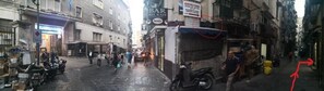 Exterior - 'O Vic' Stritt (Naples)