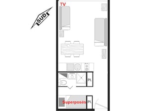 A floor plan with a TV, a superposed room, and a kitchen area.