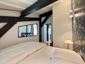 3 bedrooms, WiFi - Chalet for 8, ski-in/ski-out, parking (Notre-Dame-de-Bellecombe)