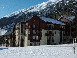Exterior - Cozy Duplex Apartment for 5 in Val Cenis le Haut, Close to Slopes (Lanslevillard)