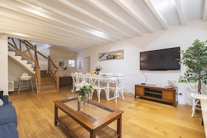 Interior - 15 min from Disneyland Paris, Casa Caramel Large Family House or with friends (Quincy-Voisins)