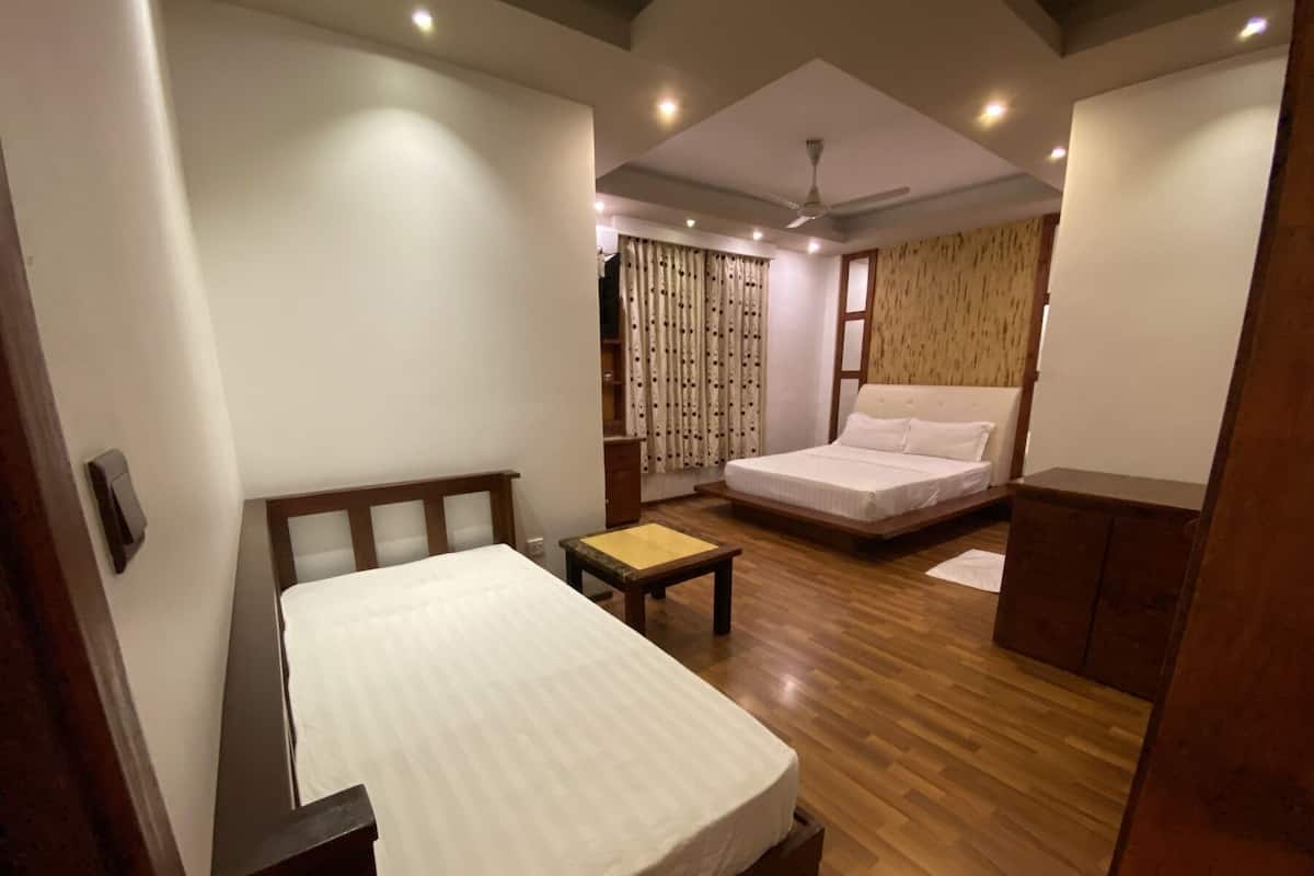 Family Room | 2 bedrooms, soundproofing, iron/ironing board, free WiFi