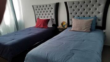 3 bedrooms, iron/ironing board, WiFi