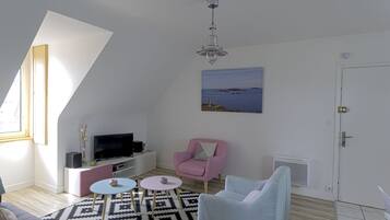 Télévision, lecteur de DVD, médiathÚque, vidéothÚque